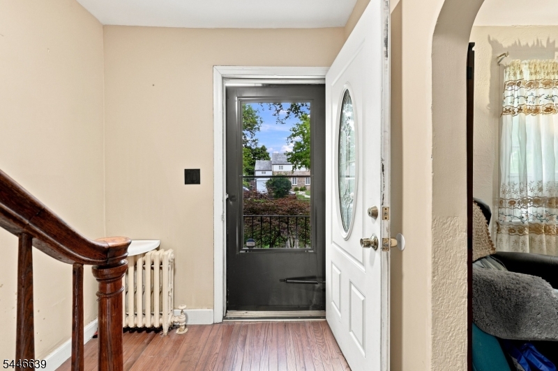 928 Beechwood Court Plainfield NJ 07060
