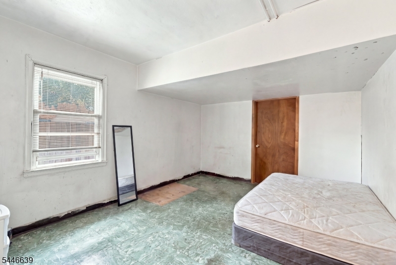 928 Beechwood Court Plainfield NJ 07060