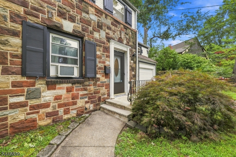 928 Beechwood Court Plainfield NJ 07060