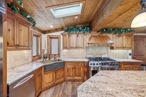 1561 Macopin Road West Milford NJ 07480