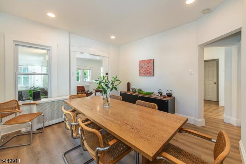 31 Morse Avenue East Orange NJ 07017