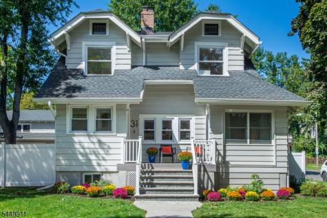 31 Morse Avenue East Orange NJ 07017