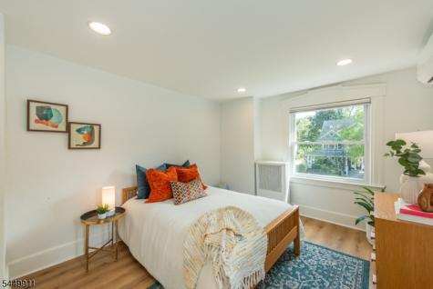 31 Morse Avenue East Orange NJ 07017