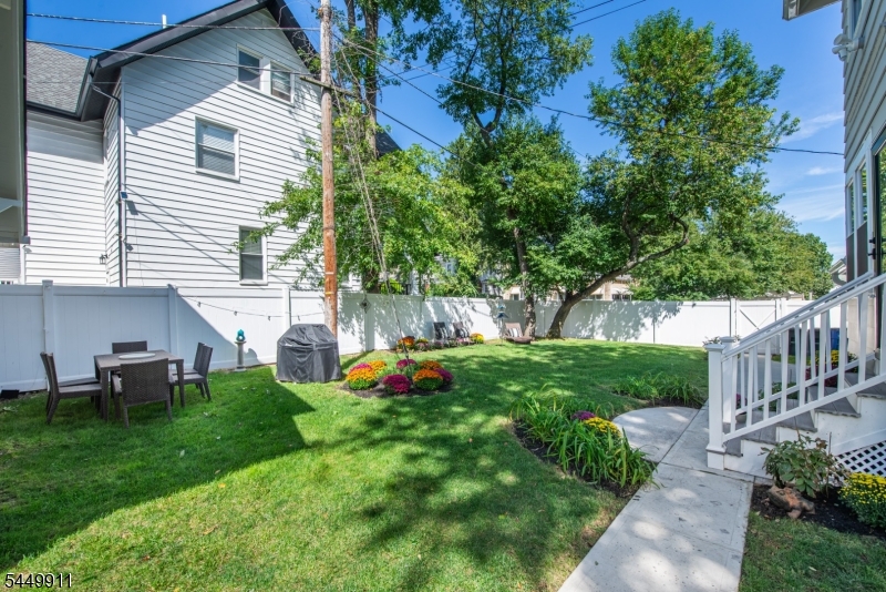 31 Morse Avenue East Orange NJ 07017