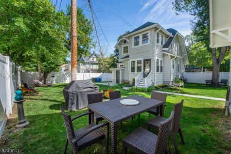 31 Morse Avenue East Orange NJ 07017