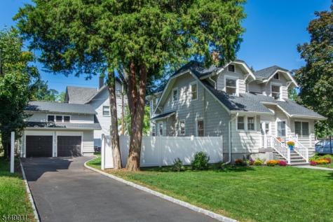 31 Morse Avenue East Orange NJ 07017