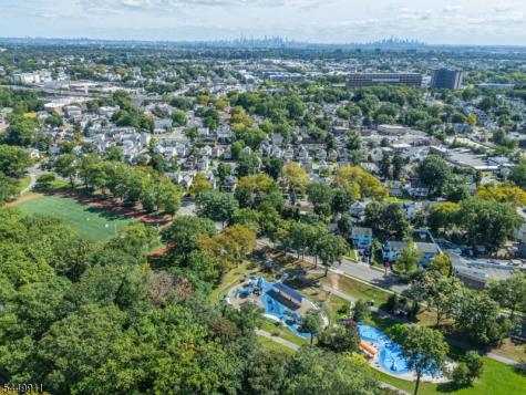 31 Morse Avenue East Orange NJ 07017