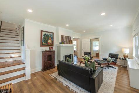 31 Morse Avenue East Orange NJ 07017