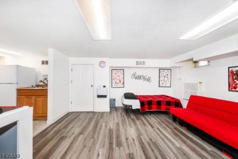 47 Ampere Parkway East Orange NJ 07017