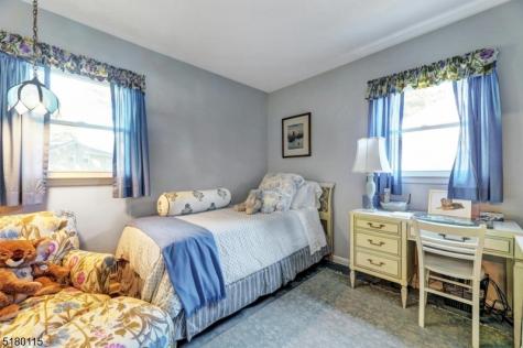 52 Otoole Street Westwood NJ 07675