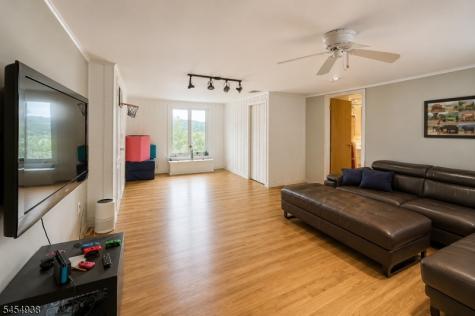 103 W Lake Shore Drive Rockaway NJ 07866