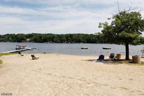 103 W Lake Shore Drive Rockaway NJ 07866
