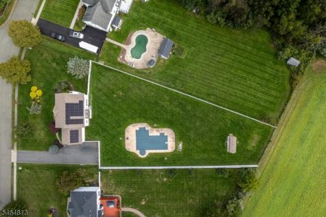 17 Woodcrest Avenue Mount Olive NJ 07828