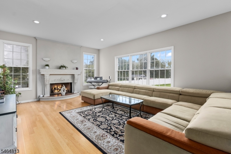 17 Woodcrest Avenue Mount Olive NJ 07828