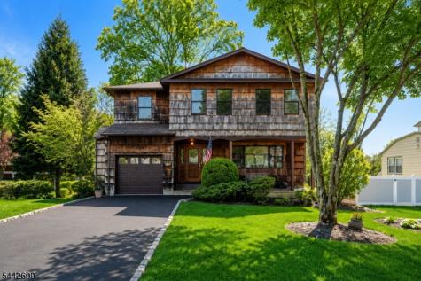 10 Woodmere Road West Caldwell NJ 07006