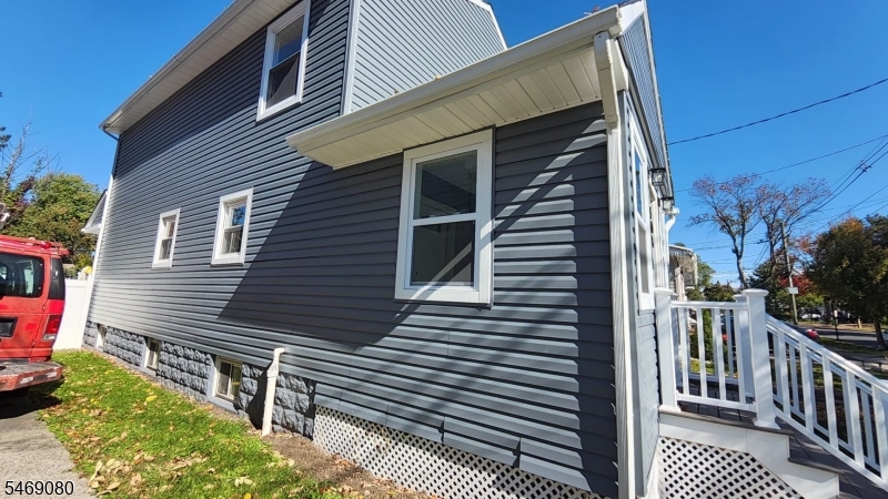 508 W 3rd Avenue Roselle NJ 07203