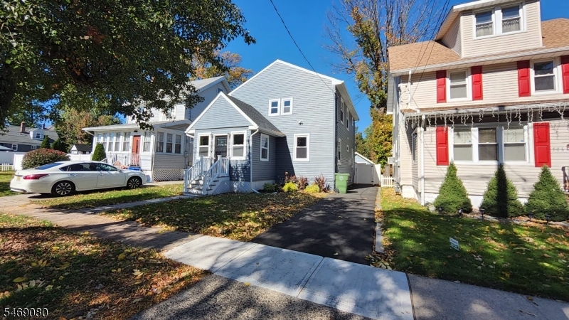 508 W 3rd Avenue Roselle NJ 07203
