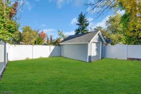 508 W 3rd Avenue Roselle NJ 07203