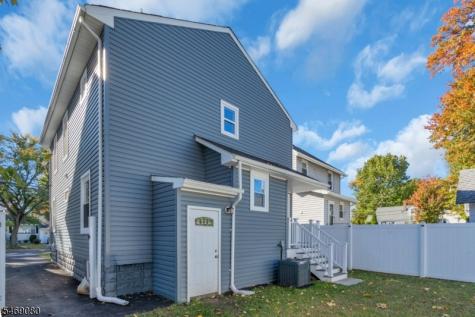 508 W 3rd Avenue Roselle NJ 07203
