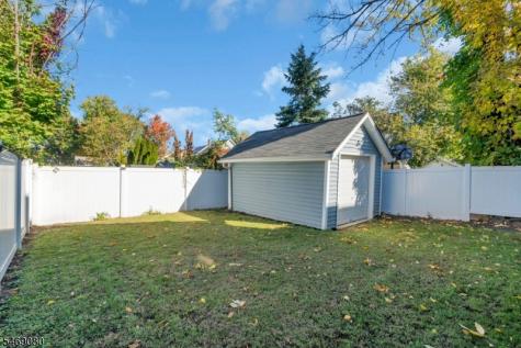 508 W 3rd Avenue Roselle NJ 07203