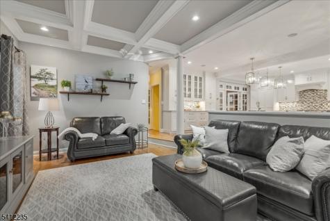 756 Clarence Street Westfield NJ 07090