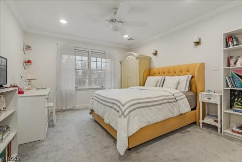 756 Clarence Street Westfield NJ 07090