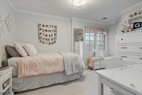 756 Clarence Street Westfield NJ 07090