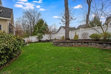 756 Clarence Street Westfield NJ 07090