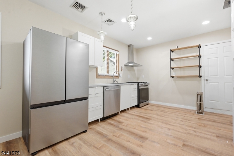 64 Conover Avenue Nutley NJ 07110