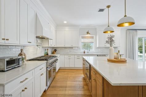 8 Fox Chase Road Madison NJ 07940