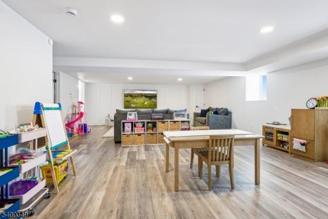 8 Fox Chase Road Madison NJ 07940
