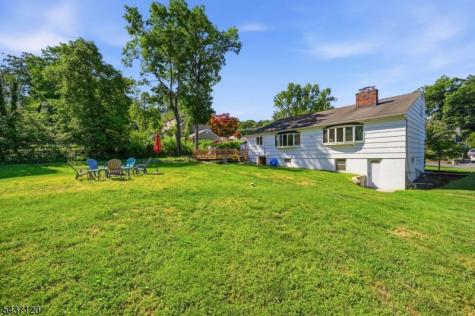 101 Walnut Street Oakland NJ 07436