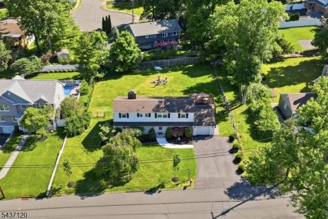 101 Walnut Street Oakland NJ 07436