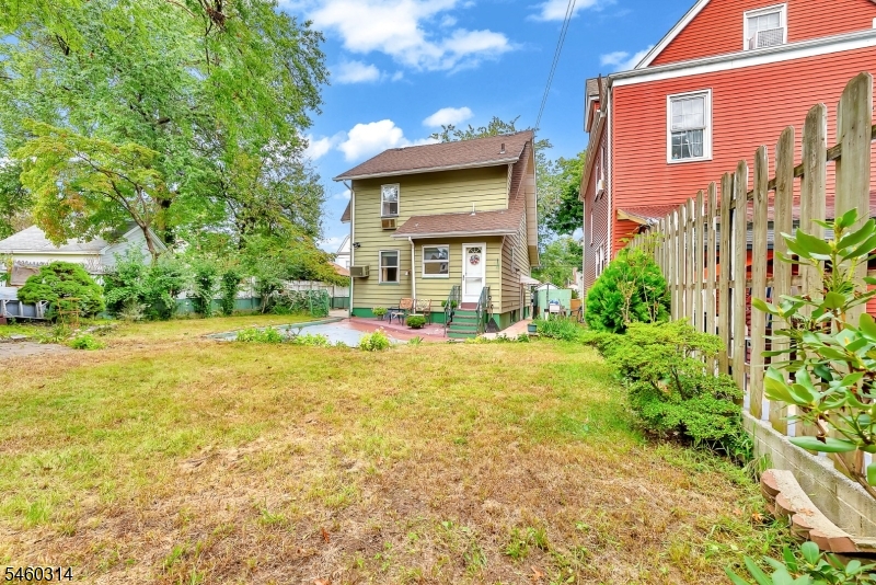 9 Halcyon Place Bloomfield NJ 07003