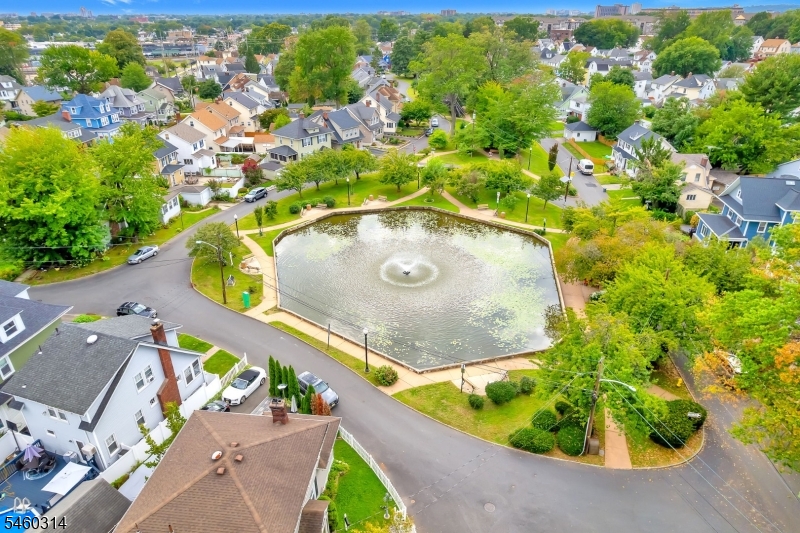 9 Halcyon Place Bloomfield NJ 07003