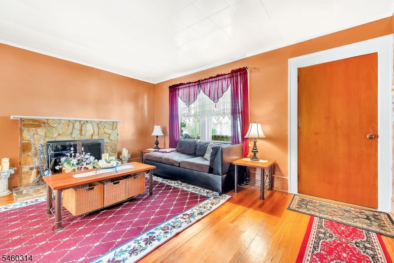 9 Halcyon Place Bloomfield NJ 07003