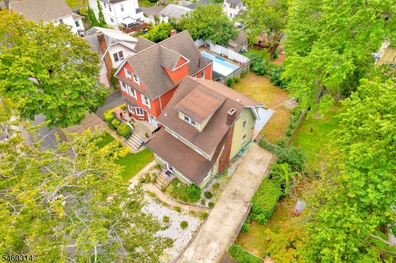 9 Halcyon Place Bloomfield NJ 07003