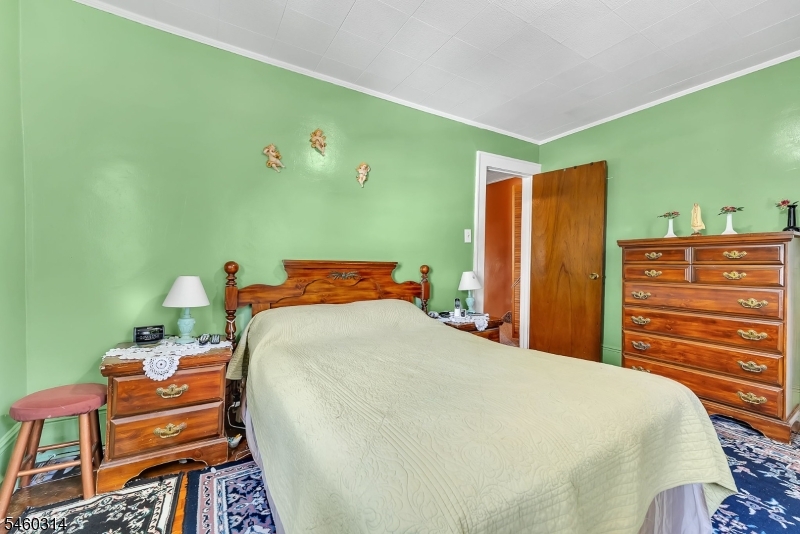 9 Halcyon Place Bloomfield NJ 07003