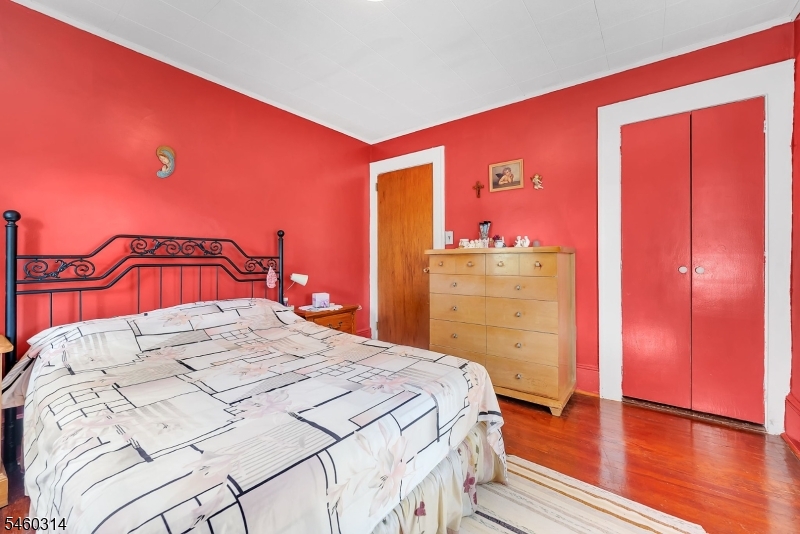 9 Halcyon Place Bloomfield NJ 07003
