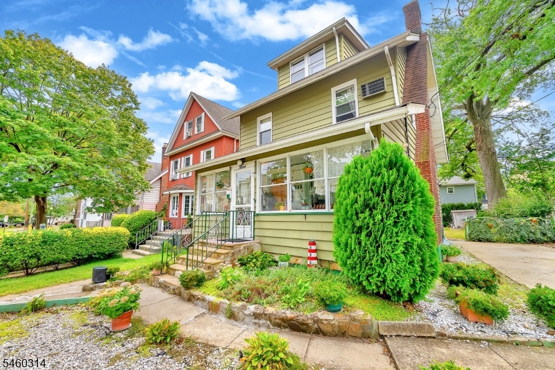 9 Halcyon Place Bloomfield NJ 07003