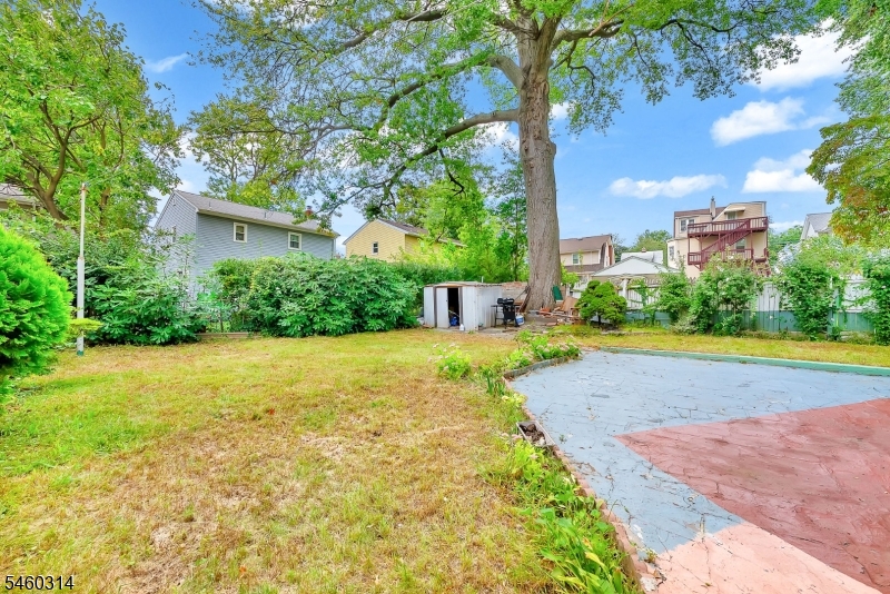 9 Halcyon Place Bloomfield NJ 07003