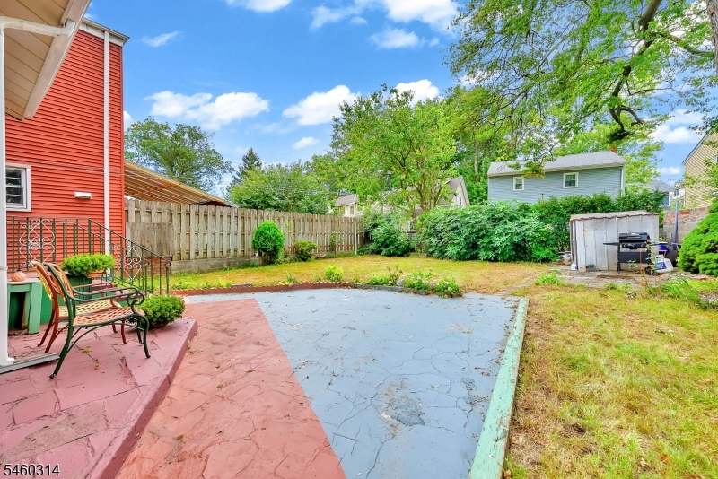 9 Halcyon Place Bloomfield NJ 07003