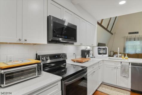 7 Glen Drive Vernon NJ 07461