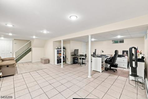20 Preston Terrace Bedminster NJ 07921