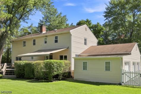 20 Preston Terrace Bedminster NJ 07921