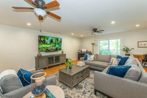 24 Willow Lane Marlboro NJ 07726