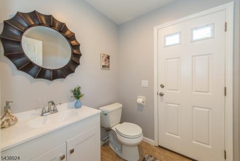 24 Willow Lane Marlboro NJ 07726