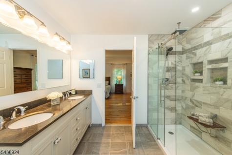 24 Willow Lane Marlboro NJ 07726