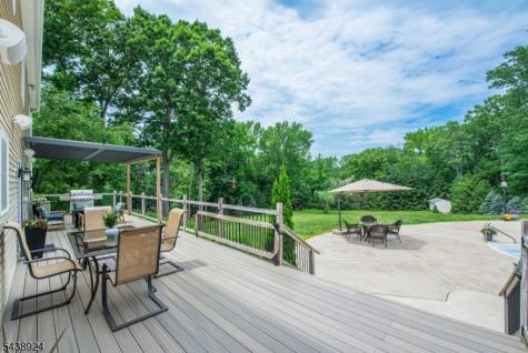 24 Willow Lane Marlboro NJ 07726