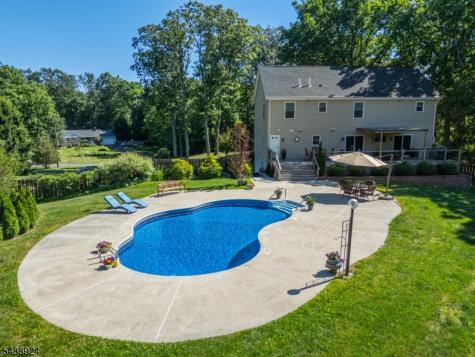 24 Willow Lane Marlboro NJ 07726